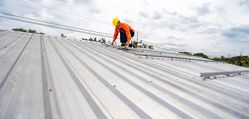 Metal Roof Repairs in Carol Stream