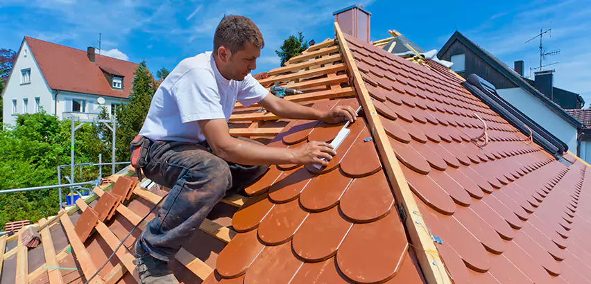 Broken and Cracked Tile Repair in Carol Stream
